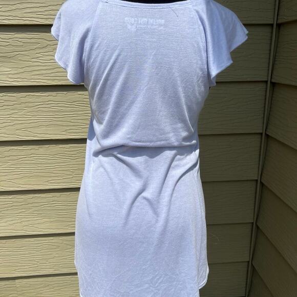 DREAM OUT LOUD, Selena Gomez, flutter sleeves, scoop neck.  Women's M top - Picture 3 of 7